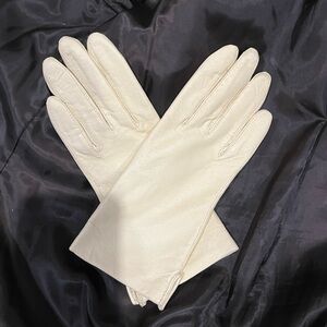 Genuine Leather Butter Yellow Gloves Sz 7